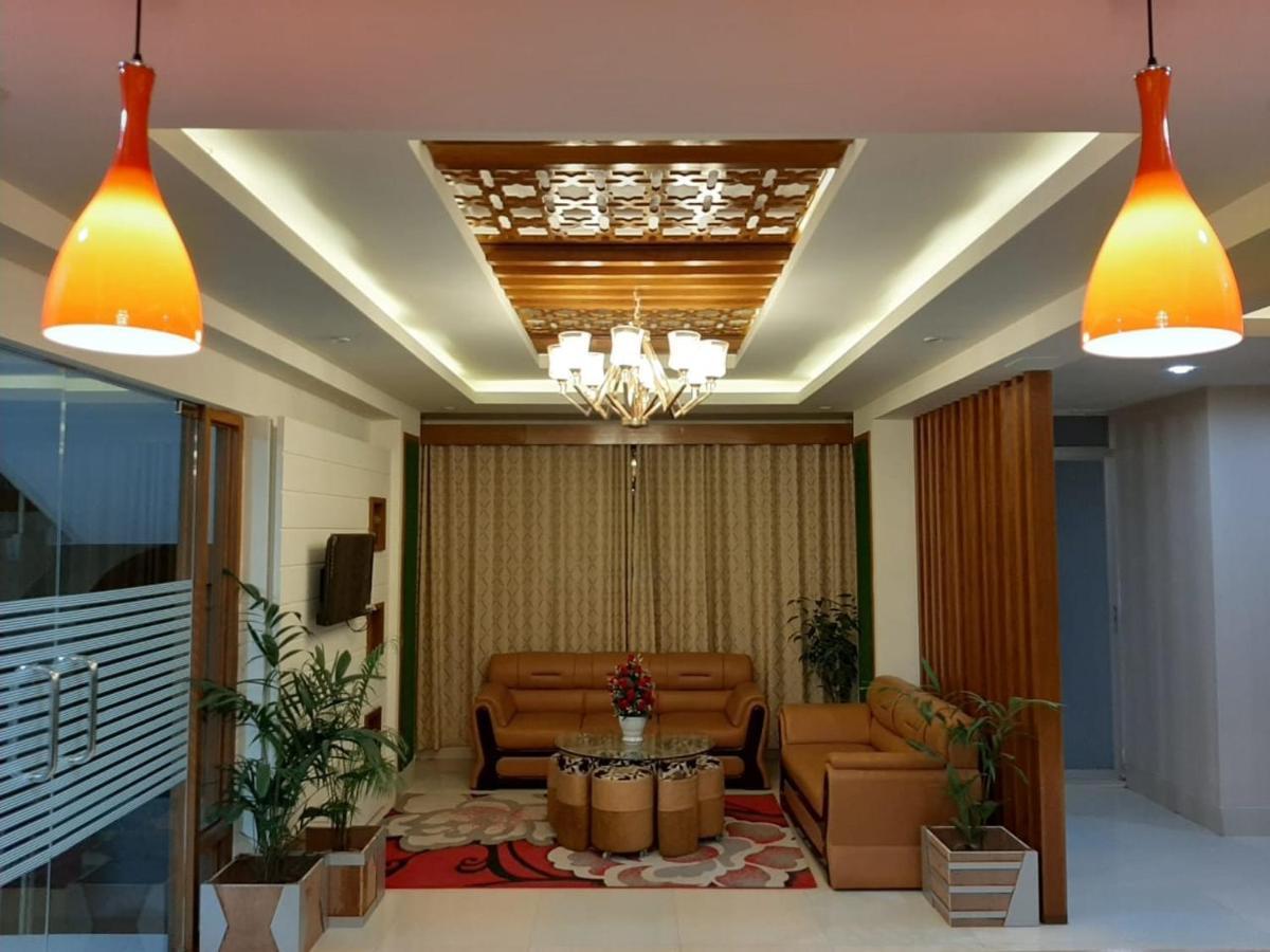 Hotel Grand Circle Inn Дакка Экстерьер фото