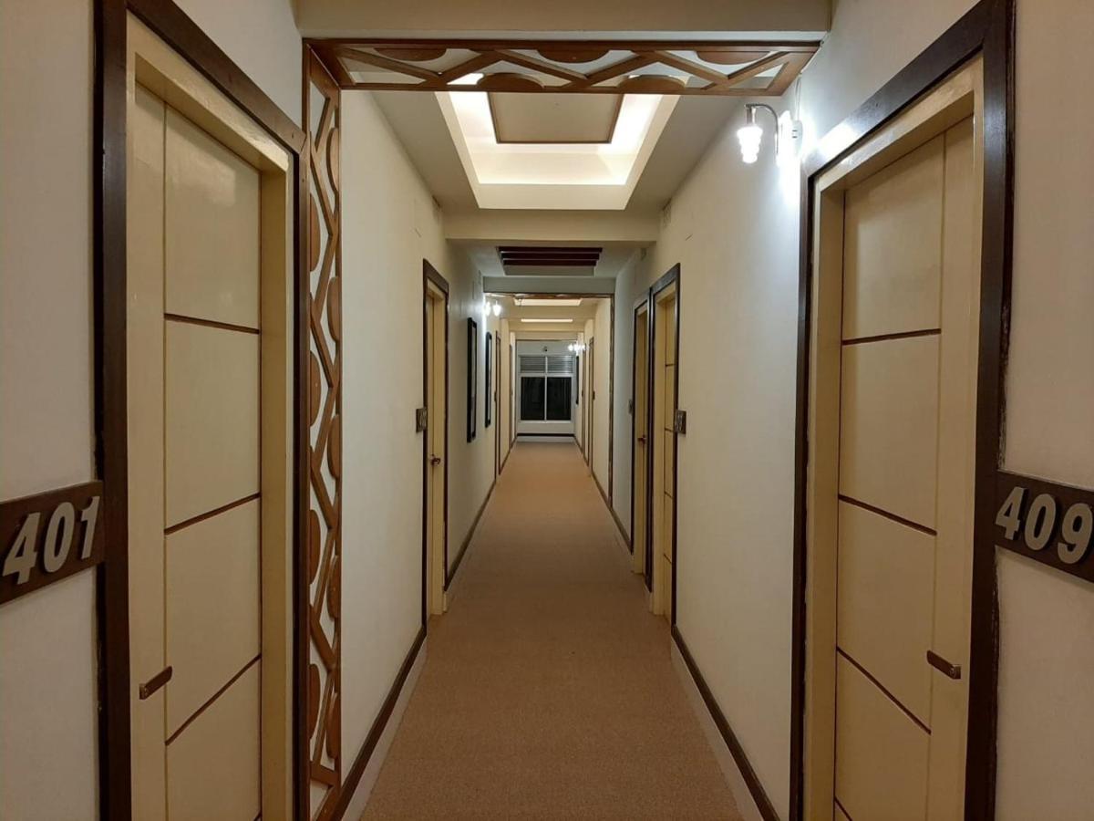 Hotel Grand Circle Inn Дакка Экстерьер фото