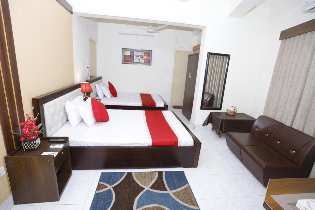 Hotel Grand Circle Inn Дакка Экстерьер фото