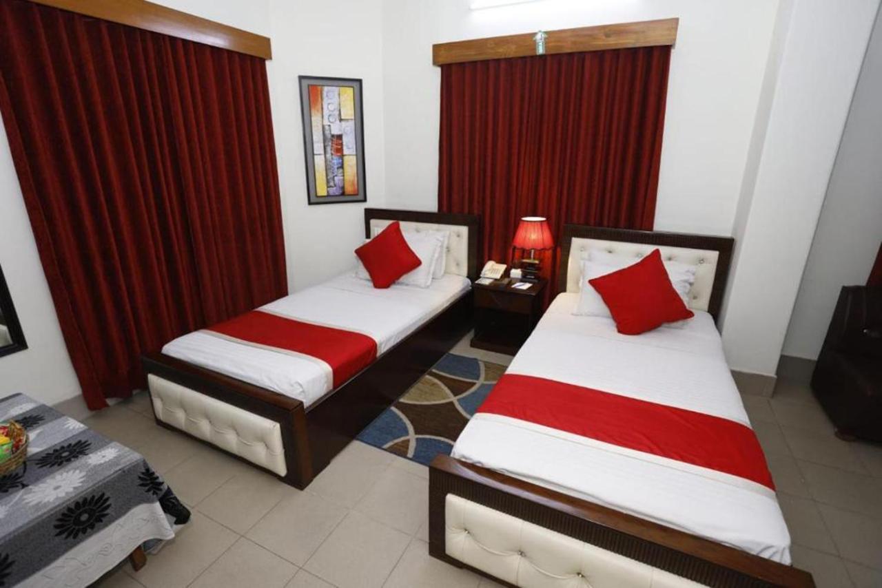 Hotel Grand Circle Inn Дакка Экстерьер фото